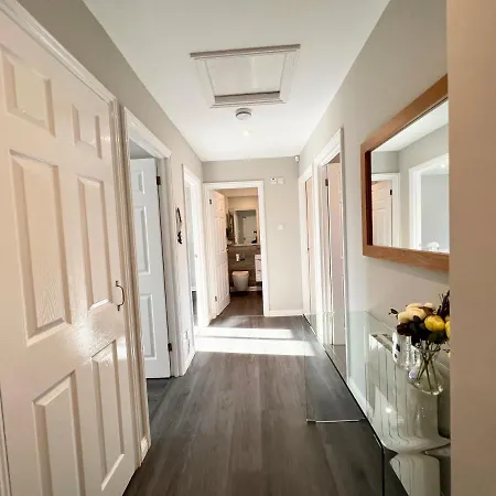 Urban Living'S The Hopkins, Beautiful City Apartment With Private Parking Oxford Buitenkant foto