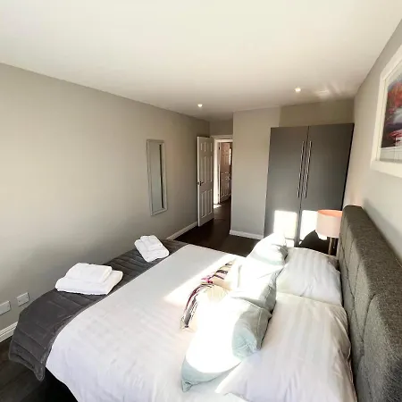 Urban Living'S The Hopkins, Beautiful City Apartment With Private Parking Oxford Buitenkant foto
