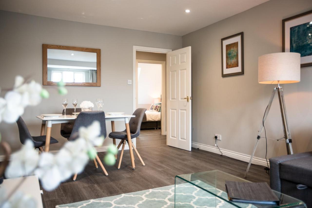 Urban Living's The Hopkins, Beautiful With Private Parking